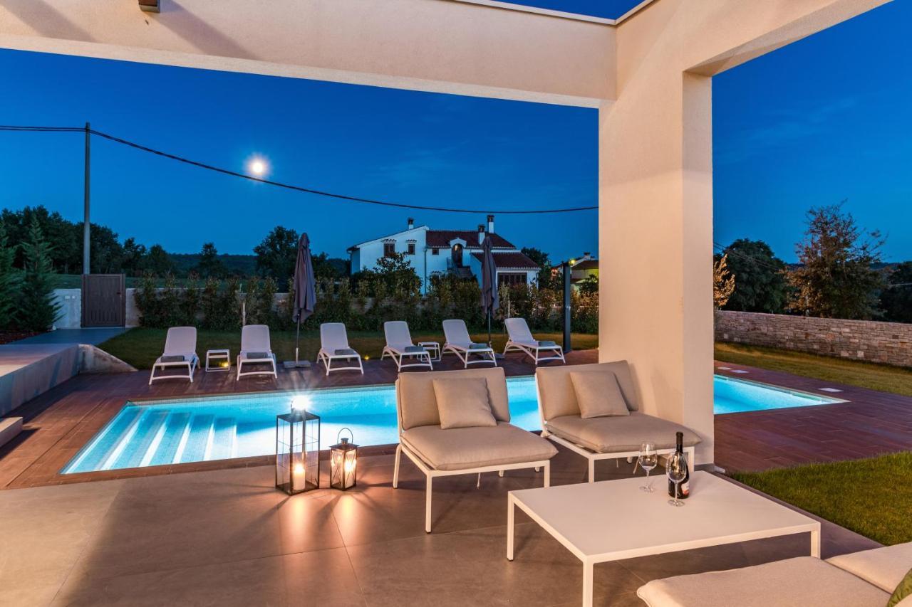 Višnjan Villa Sabina מראה חיצוני תמונה