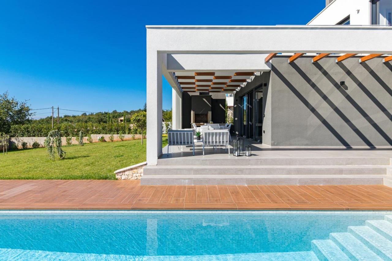 Višnjan Villa Sabina מראה חיצוני תמונה