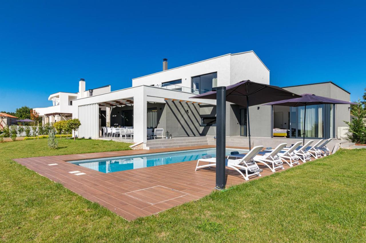 Višnjan Villa Sabina מראה חיצוני תמונה