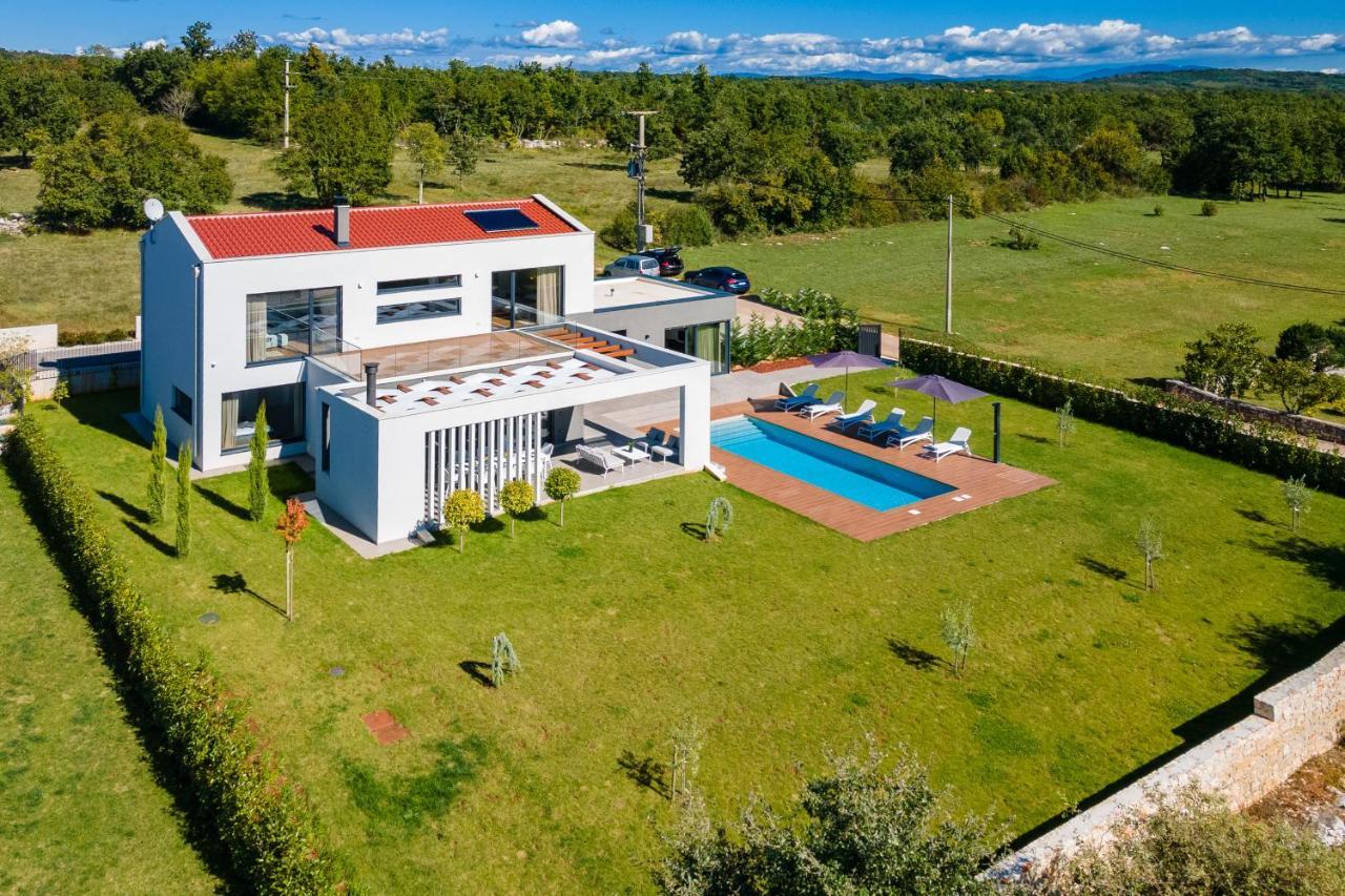 Višnjan Villa Sabina מראה חיצוני תמונה
